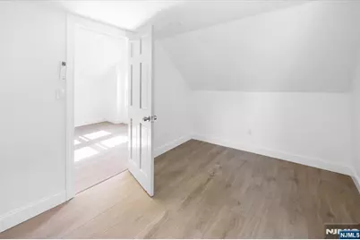 46 Garden Place, Edgewater, NJ 07020 - Photo 21
