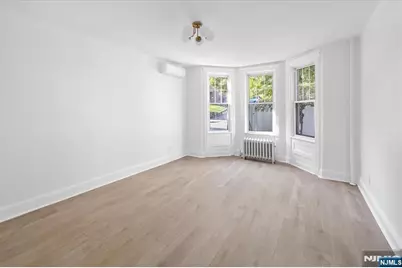 46 Garden Place, Edgewater, NJ 07020 - Photo 7