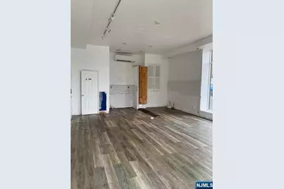 41 Glenridge Avenue 1R #1R, Montclair, NJ 07042 - Photo 5