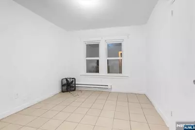 552 Norwood Street, East Orange, NJ 07018 - Photo 15