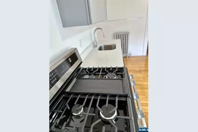 227 Hamilton Avenue 2 #2, Hasbrouck Heights, NJ 07604 - Photo 13