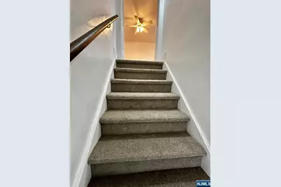 227 Hamilton Avenue 2 #2, Hasbrouck Heights, NJ 07604 - Photo 27