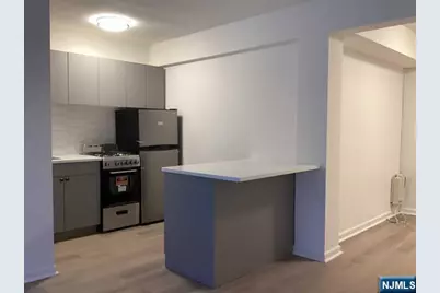 2160 Center Avenue 2U #2U, Fort Lee, NJ 07024 - Photo 11