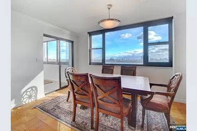 250 Gorge Road 17L #17L, Cliffside Park, NJ 07010 - Photo 3