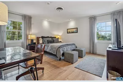 395 Highview Road, Englewood, NJ 07631 - Photo 5