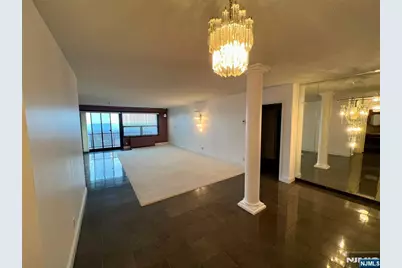 2 Claridge Drive Apt 11Je #APT 11JE, Verona, NJ 07044 - Photo 9