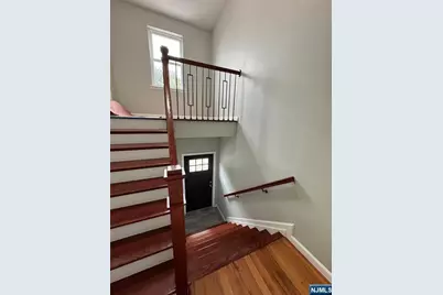 61 N Grove Street, East Orange, NJ 07017 - Photo 25