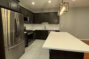 61 N Grove St, East Orange, NJ 07017 - Photo 3