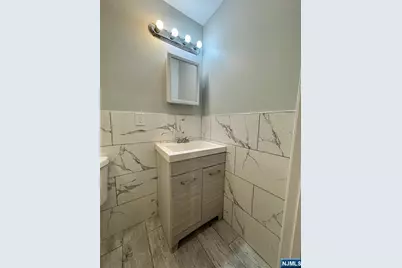 61 N Grove Street, East Orange, NJ 07017 - Photo 13