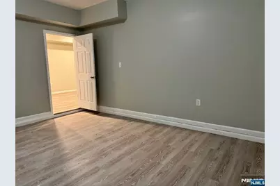 61 N Grove Street, East Orange, NJ 07017 - Photo 21