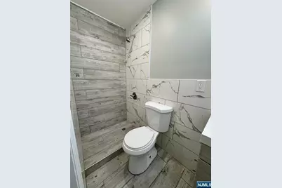 61 N Grove Street, East Orange, NJ 07017 - Photo 27