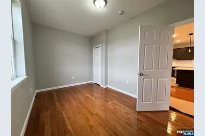 61 N Grove Street, East Orange, NJ 07017 - Photo 7