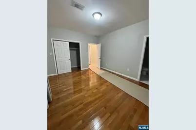 61 N Grove Street, East Orange, NJ 07017 - Photo 9