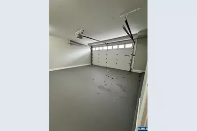 61 N Grove Street, East Orange, NJ 07017 - Photo 29