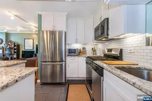 6050 Blvd East 3E, West New York, NJ 07093 - Photo 5