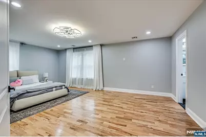 174 Manhattan Avenue, Teaneck Township, NJ 07666 - Photo 17