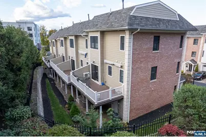 4 Central Avenue E #E, Caldwell, NJ 07006 - Photo 39