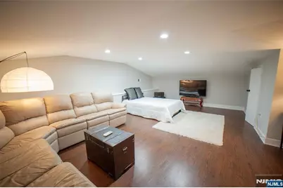 4 Central Avenue E #E, Caldwell, NJ 07006 - Photo 25