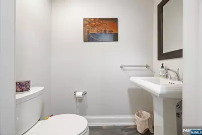 4 Central Avenue E #E, Caldwell, NJ 07006 - Photo 31