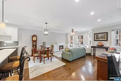 4 Central Avenue E #E, Caldwell, NJ 07006 - Photo 15