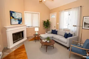 284 Continental Ave, River Edge, NJ 07661 - Photo 9