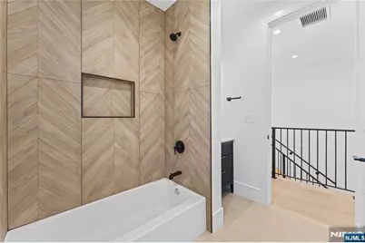 215 Kensington Road, River Edge, NJ 07661 - Photo 29