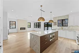 215 Kensington Rd, River Edge, NJ 07661 - Photo 9