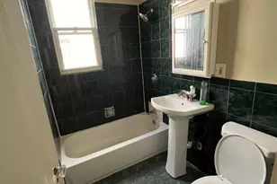 129-131 Carolina Ave 2R, Newark, NJ 07106 - Photo 9