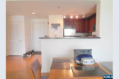 5107 City Place 5107 #5107, Edgewater, NJ 07020 - Photo 5