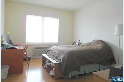 5107 City Place 5107 #5107, Edgewater, NJ 07020 - Photo 7