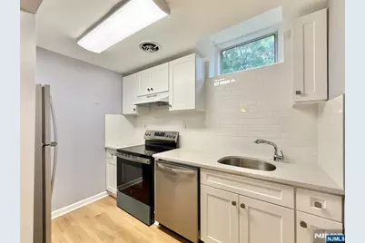 455 Hillside B #B, Palisades Park, NJ 07650 - Photo 3