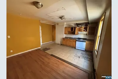 116 Broad, Newark, NJ 07104 - Photo 3