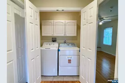 662 Undercliff Avenue 2nd Floor #2nd floor, Edgewater, NJ 07020 - Photo 19