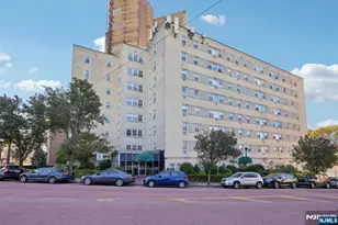 6010 Blvd East 54, West New York, NJ 07093 - Photo 19