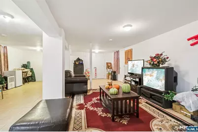 15 Pierrepont Avenue, Rutherford, NJ 07070 - Photo 35