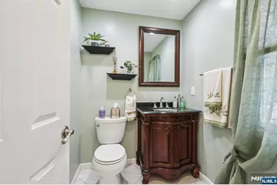 15 Pierrepont Avenue, Rutherford, NJ 07070 - Photo 19