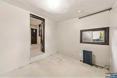73 Virginia, Jersey City, NJ 07305 - Photo 9