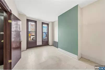73 Virginia, Jersey City, NJ 07305 - Photo 3