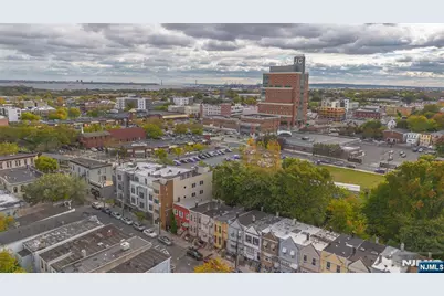 73 Virginia, Jersey City, NJ 07305 - Photo 27