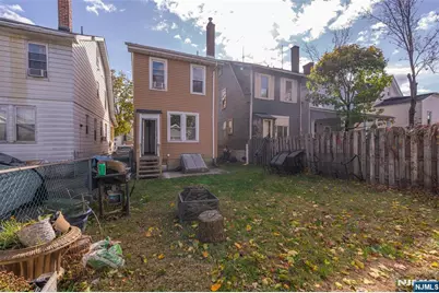 353 Bradford Street, Orange, NJ 07050 - Photo 25