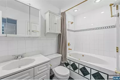 919 Park Avenue 3R #3R, Hoboken, NJ 07030 - Photo 15