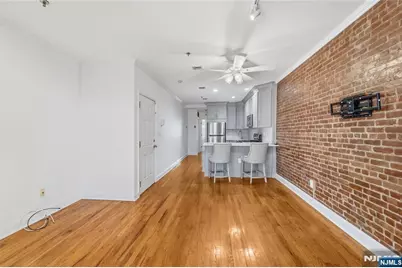 919 Park Avenue 3R #3R, Hoboken, NJ 07030 - Photo 3