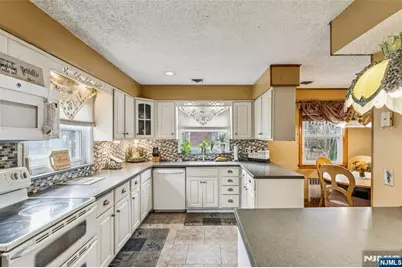 74 Ridgewood Avenue, Glen Ridge, NJ 07028 - Photo 13