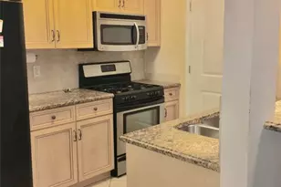 6 Hemlock Ln 6, Tenafly, NJ 07670 - Photo 5