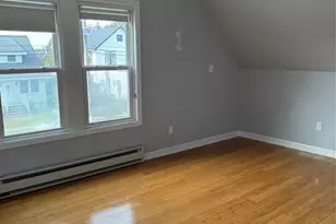 205 Valley Brook Ave 2nd Floor, Lyndhurst Township, NJ 07071 - Photo 3