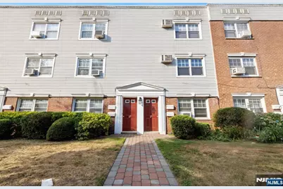 25B Hastings B #B, Rutherford, NJ 07070 - Photo 1