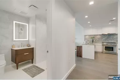 320 Adolphus Avenue 916 #916, Cliffside Park, NJ 07010 - Photo 9