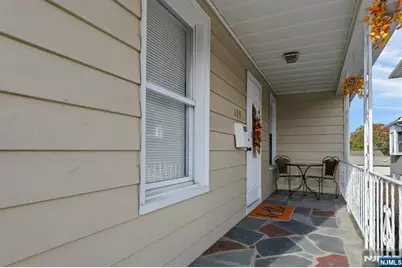 609 Chase Avenue, Lyndhurst Township, NJ 07071 - Photo 3