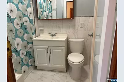 192 Kearny Avenue 2nd Floor #2nd Floor, Kearny, NJ 07032 - Photo 13