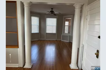 192 Kearny Avenue 2nd Floor #2nd Floor, Kearny, NJ 07032 - Photo 3